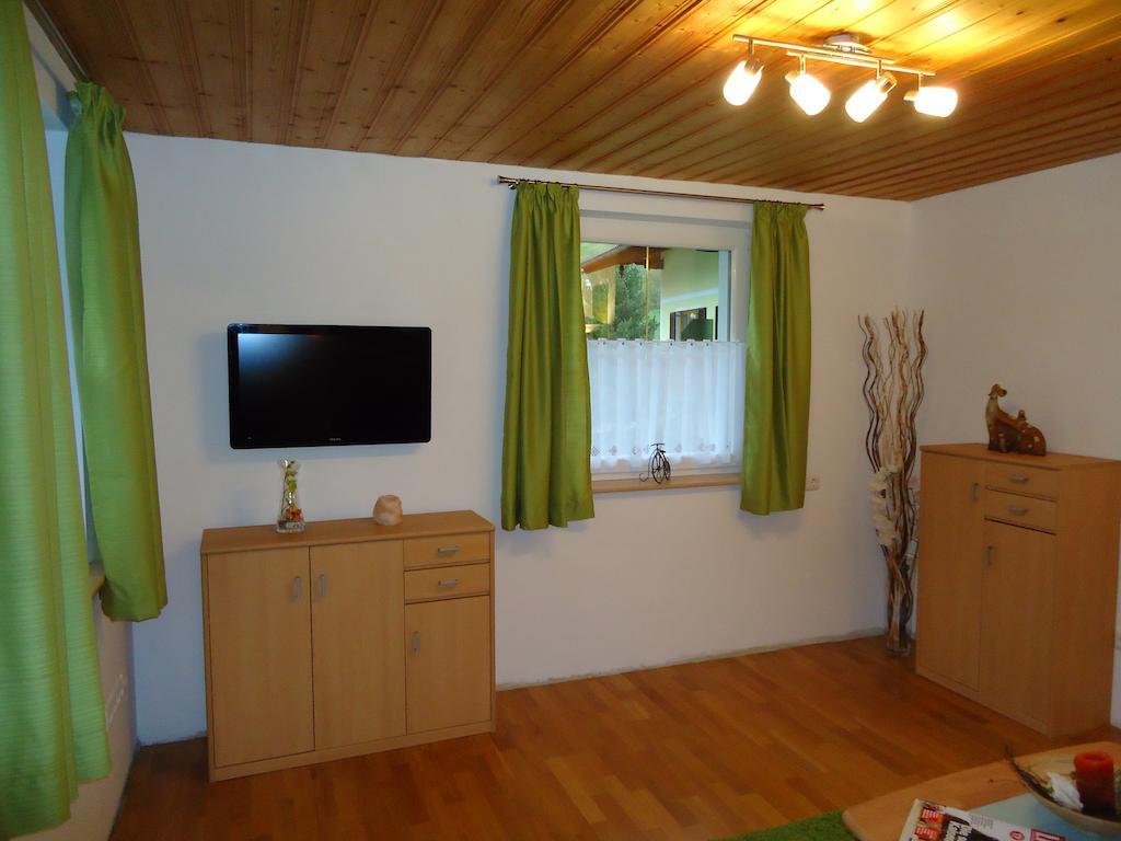 Haus Zerza Apartment Dorfgastein Ruang foto